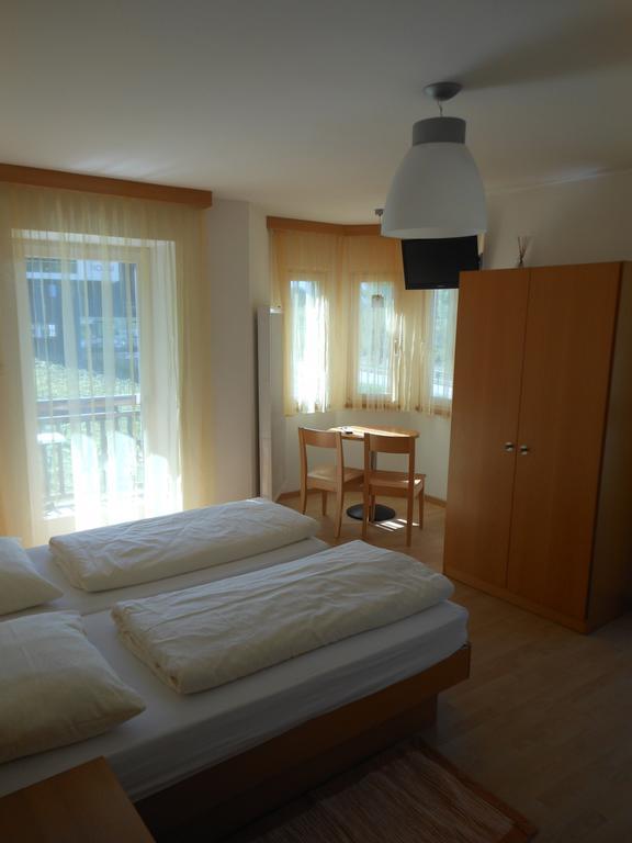 Ottenkellerhof Bolzano Bilik gambar
