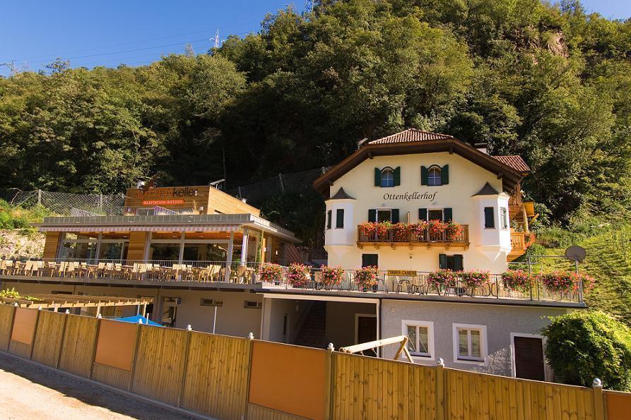 Ottenkellerhof Bolzano Luaran gambar